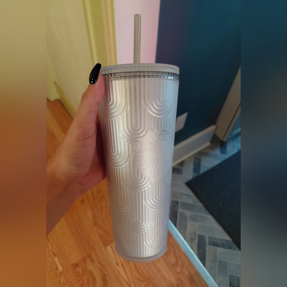 Starbucks Pearl White Mermaid Scales Cold Cup Tumbler. - Picture 3 of 6